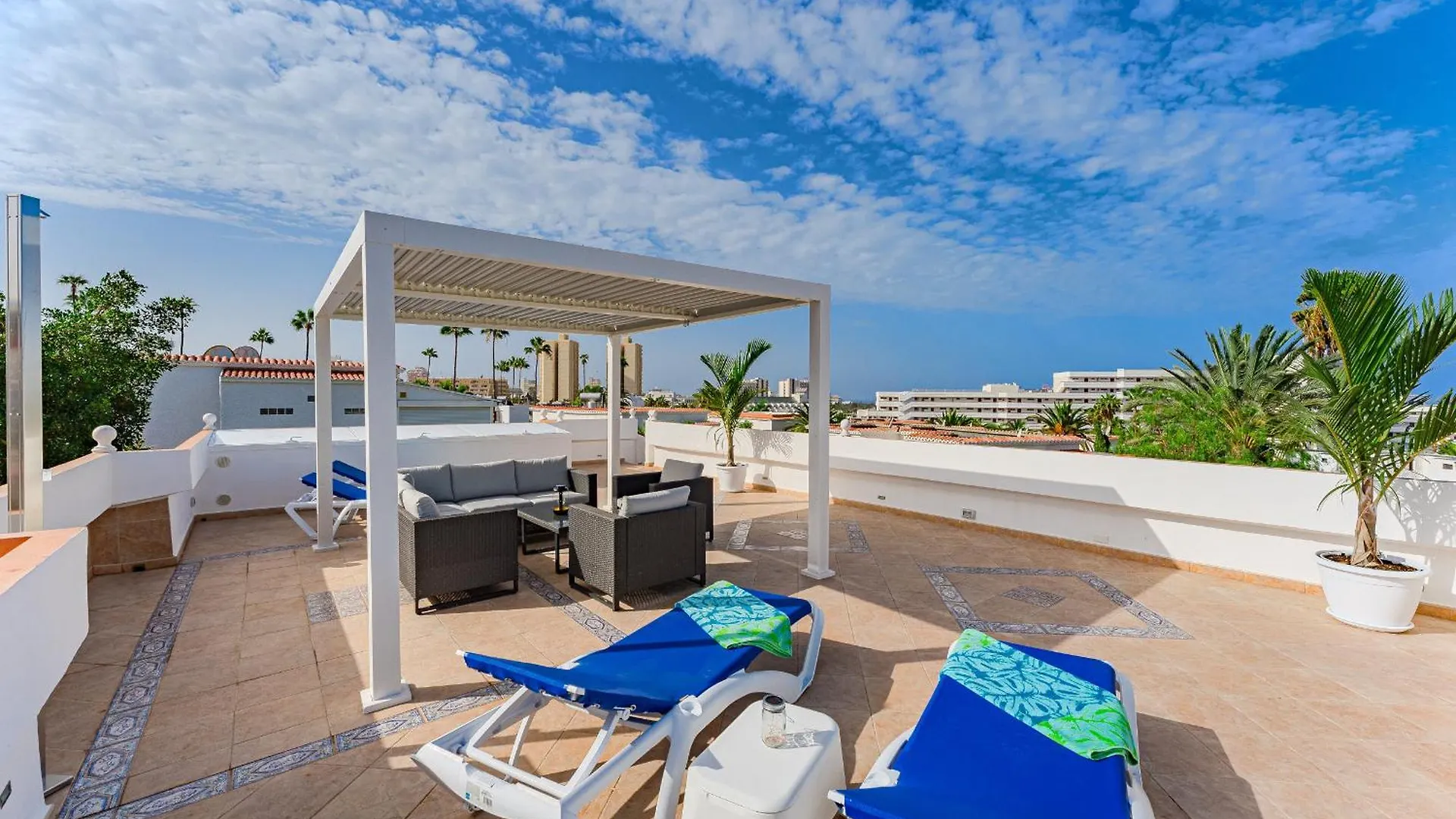 Endless Summer Beach Apartment - Casa Regnilla Playa de las Américas 0*,